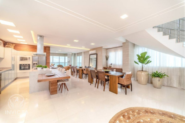 Imagem Cobertura com 6 Quartos à Venda, 740 m² em Barra Sul - Balneário Camboriú Imagem Cobertura com 6 Quartos à Venda, 740 m² em Barra Sul - Balneário Camboriú