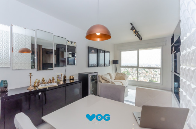 Imagem Imóvel com 1 Quarto à Venda, 45 m² em Petrópolis - Porto Alegre