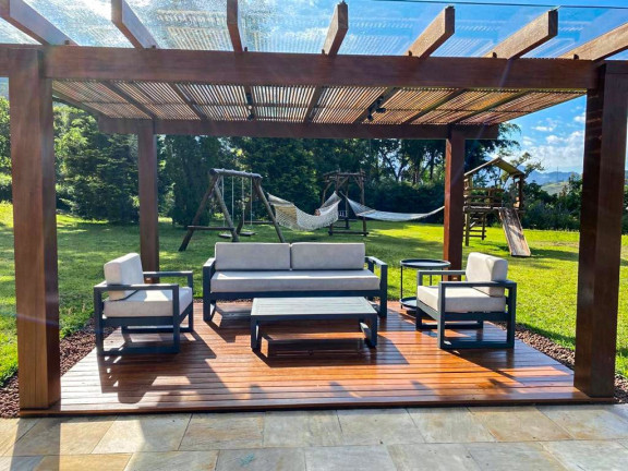Imagem Imóvel com 9 Quartos à Venda, 220.000 m² em Serrinha - Teresópolis Imagem Imóvel com 9 Quartos à Venda, 220.000 m² em Serrinha - Teresópolis