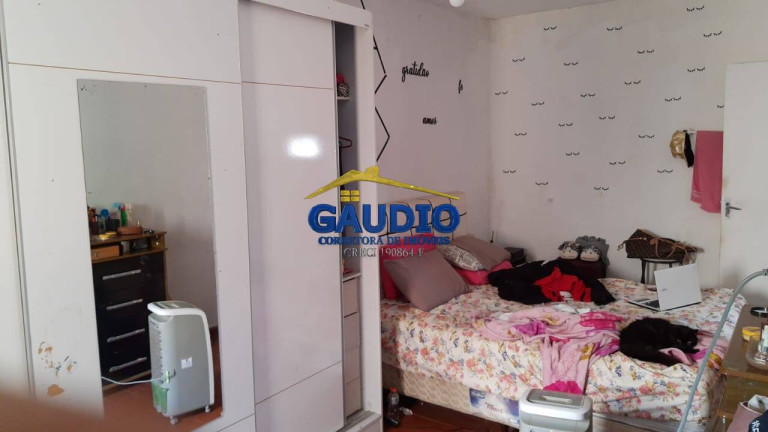Imagem Casa com 6 Quartos à Venda, 140 m² em Jardim Martinica - São Paulo Imagem Casa com 6 Quartos à Venda, 140 m² em Jardim Martinica - São Paulo