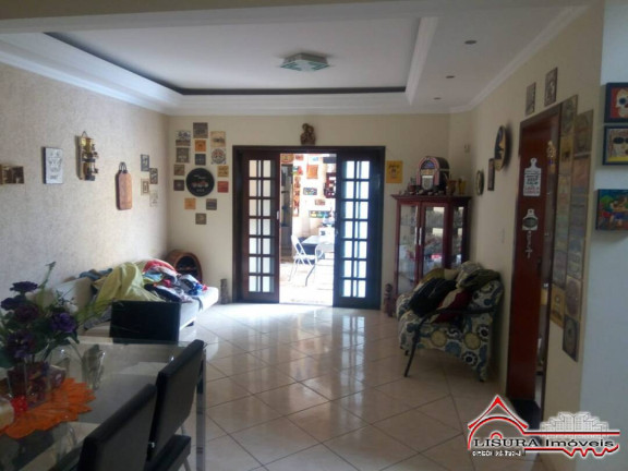 Imagem Casa com 3 Quartos à Venda, 180 m² em Loteamento Villa Branca - Jacareí