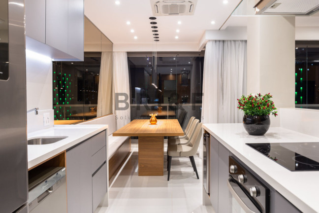 Imagem Apartamento com 2 Quartos à Venda, 106 m² em Pinheiros - São Paulo Imagem Apartamento com 2 Quartos à Venda, 106 m² em Pinheiros - São Paulo
