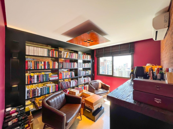Imagem Apartamento com 3 Quartos à Venda, 160 m² em Moinhos De Vento - Porto Alegre Imagem Apartamento com 3 Quartos à Venda, 160 m² em Moinhos De Vento - Porto Alegre