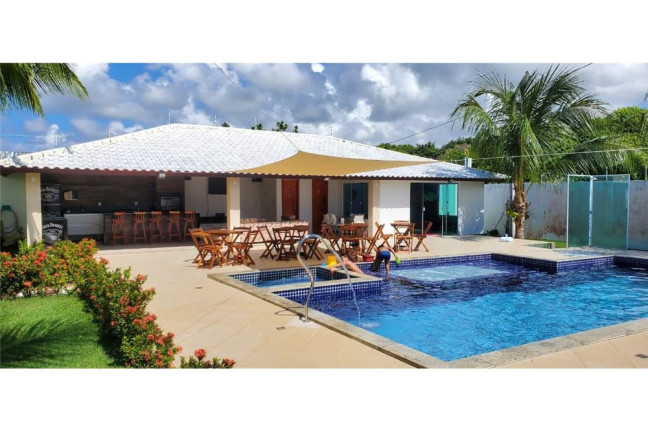 Imagem Casa com 7 Quartos à Venda, 680 m² em Praia De Guarajuba - Camaçari Imagem Casa com 7 Quartos à Venda, 680 m² em Praia De Guarajuba - Camaçari