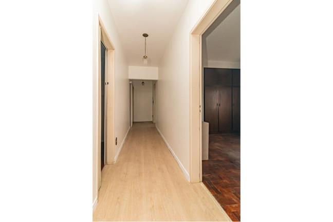 Imagem Apartamento com 3 Quartos à Venda, 78 m² em Centro Histórico - Porto Alegre Imagem Apartamento com 3 Quartos à Venda, 78 m² em Centro Histórico - Porto Alegre