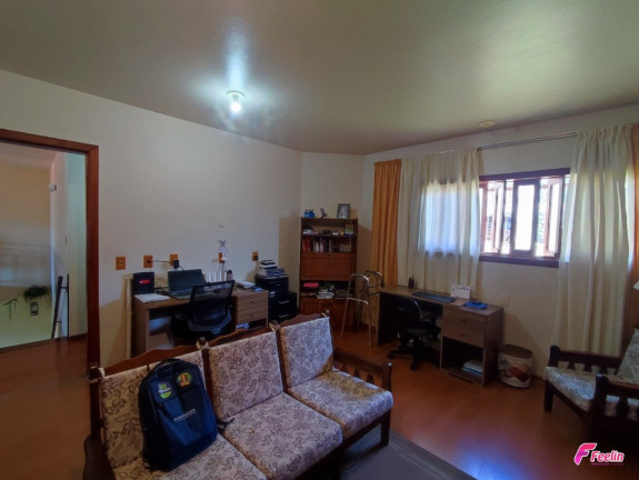 Imagem Casa com 4 Quartos à Venda, 213 m² em Pantanal - Florianópolis Imagem Casa com 4 Quartos à Venda, 213 m² em Pantanal - Florianópolis