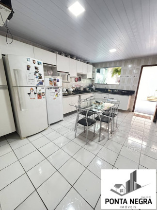 Imagem Casa com 4 Quartos à Venda, 229 m² em Flores - Manaus Imagem Casa com 4 Quartos à Venda, 229 m² em Flores - Manaus