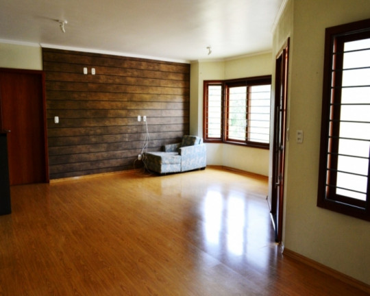 Imagem Imóvel com 3 Quartos à Venda, em Linha Imperial - Nova Petrópolis Imagem Imóvel com 3 Quartos à Venda, em Linha Imperial - Nova Petrópolis
