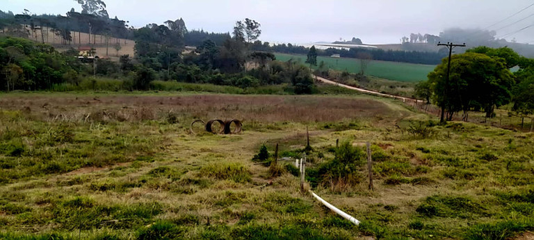 Imagem Chácara à Venda, 15 m² em Andradas Imagem Chácara à Venda, 15 m² em Andradas