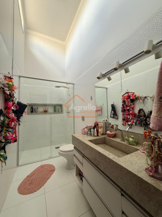 Imagem Casa com 3 Quartos à Venda, 200 m² em Loteamento Morro Amarelo - Mogi Guaçu Imagem Casa com 3 Quartos à Venda, 200 m² em Loteamento Morro Amarelo - Mogi Guaçu