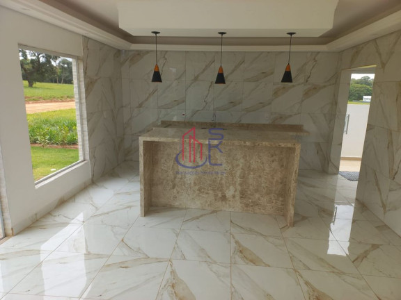 Imagem Casa com 4 Quartos à Venda, 265 m² em Barreira - Arandu