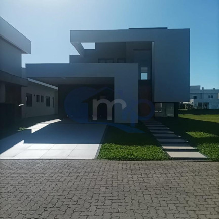 Casa com 4 Quartos à Venda, 330 m² em Engenho Velho - Torres