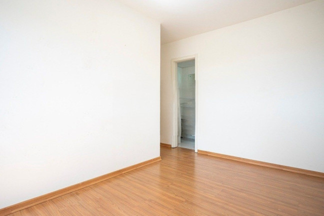 Imagem Apartamento com 3 Quartos à Venda, 72 m² em São João - Porto Alegre Imagem Apartamento com 3 Quartos à Venda, 72 m² em São João - Porto Alegre