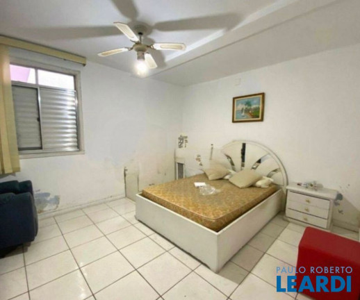 Imagem Sobrado com 2 Quartos à Venda, 550 m² em Osvaldo Cruz - São Caetano Do Sul