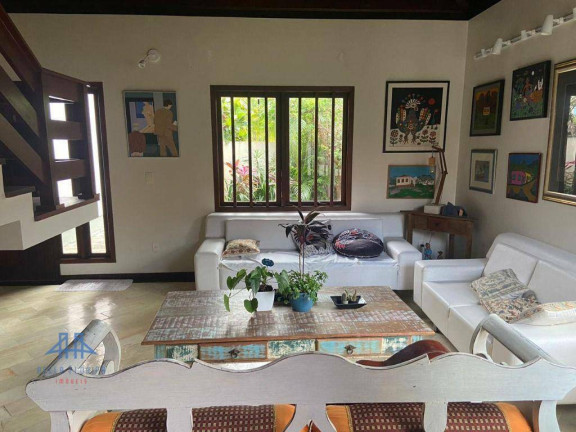 Imagem Casa com 4 Quartos à Venda, 239 m² em Itacorubi - Florianópolis Imagem Casa com 4 Quartos à Venda, 239 m² em Itacorubi - Florianópolis
