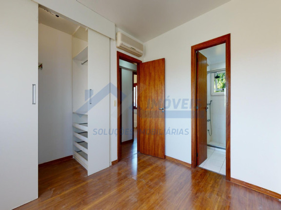 Imagem Casa com 3 Quartos à Venda, 230 m² em Cristal - Porto Alegre Imagem Casa com 3 Quartos à Venda, 230 m² em Cristal - Porto Alegre