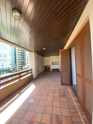 Imagem Imóvel com 4 Quartos à Venda, 200 m² em Centro - Torres Imagem Imóvel com 4 Quartos à Venda, 200 m² em Centro - Torres