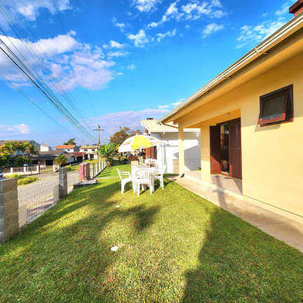 Imagem Casa com 3 Quartos à Venda, 80 m² em Ambrósio - Garopaba Imagem Casa com 3 Quartos à Venda, 80 m² em Ambrósio - Garopaba