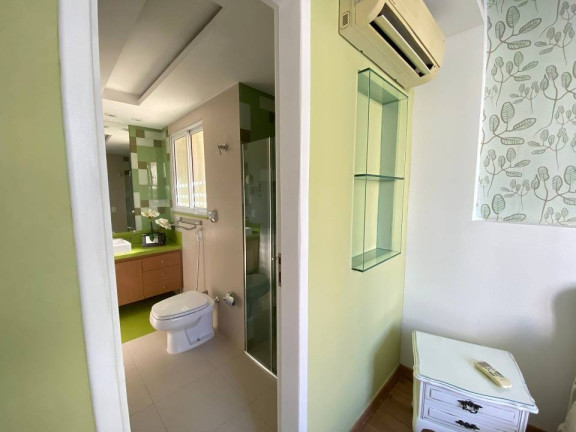 Imagem Imóvel com 3 Quartos à Venda, 92 m² em Icaraí - Niterói Imagem Imóvel com 3 Quartos à Venda, 92 m² em Icaraí - Niterói