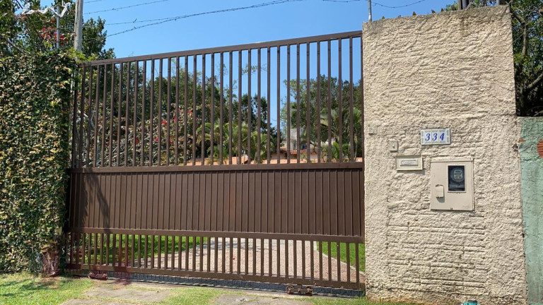 Imagem Imóvel com 4 Quartos à Venda, 2.000 m²