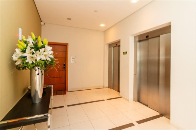 Imagem Apartamento com 3 Quartos à Venda, 122 m² em Ahú - Curitiba