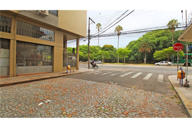 Imagem Apartamento com 2 Quartos à Venda, 63 m² em Cidade Baixa - Porto Alegre Imagem Apartamento com 2 Quartos à Venda, 63 m² em Cidade Baixa - Porto Alegre