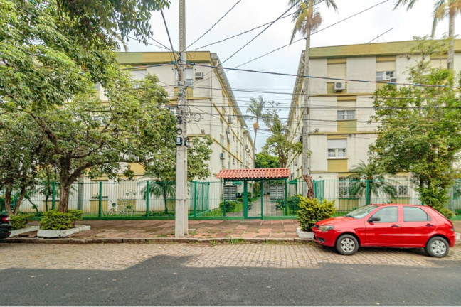Imagem Imóvel com 2 Quartos à Venda, 48 m² em Santa Maria Goretti - Porto Alegre Imagem Imóvel com 2 Quartos à Venda, 48 m² em Santa Maria Goretti - Porto Alegre