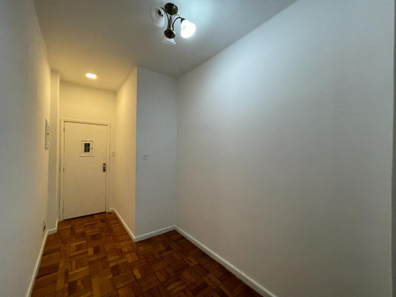 Imagem Apartamento com 3 Quartos à Venda, em Copacabana - Rio De Janeiro Imagem Apartamento com 3 Quartos à Venda, em Copacabana - Rio De Janeiro