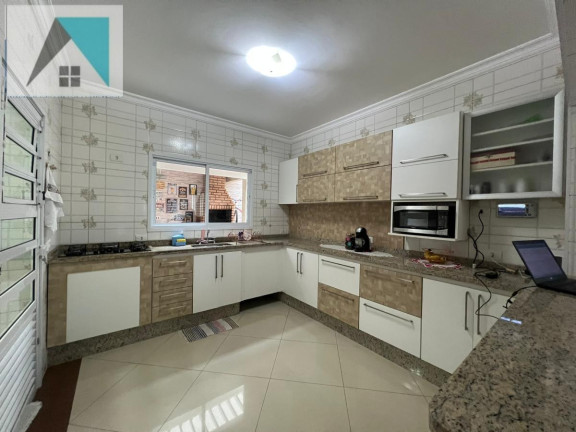Imagem Casa com 3 Quartos à Venda, 185 m² em Portais (polvilho) - Cajamar