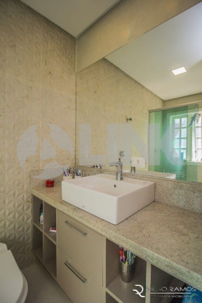 Imagem Imóvel com 3 Quartos à Venda, 280 m² em Chácara Das Pedras - Porto Alegre Imagem Imóvel com 3 Quartos à Venda, 280 m² em Chácara Das Pedras - Porto Alegre