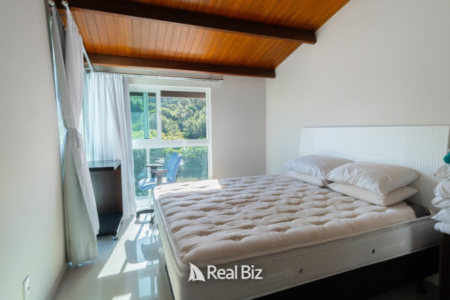 Imagem Casa de Condomínio com 3 Quartos à Venda, 200 m² em Armação Da Piedade - Governador Celso Ramos