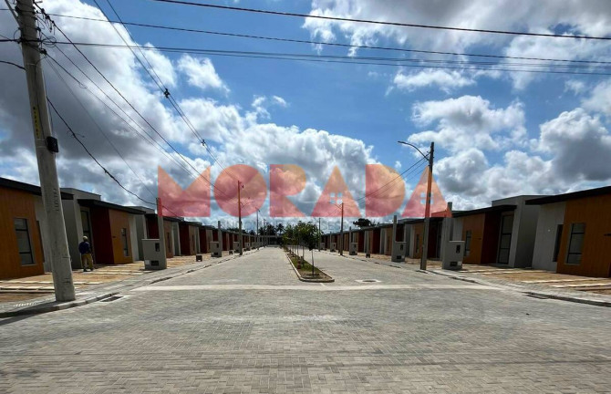 Imagem Casa com 3 Quartos à Venda, 230 m² em Sim - Feira De Santana Imagem Casa com 3 Quartos à Venda, 230 m² em Sim - Feira De Santana