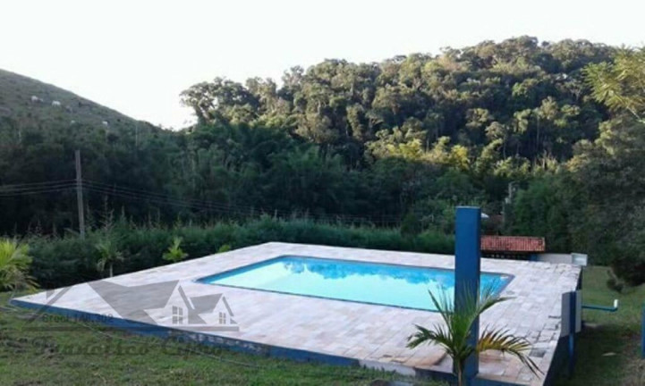 Imóvel com 2 Quartos à Venda, 24.200 m² em Marambaia - Guaratinguetá
