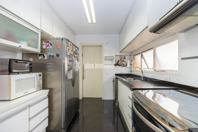 Imagem Apartamento com 3 Quartos à Venda, 211 m² em Moema - São Paulo Imagem Apartamento com 3 Quartos à Venda, 211 m² em Moema - São Paulo
