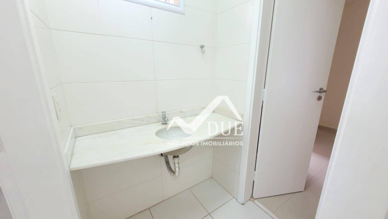 Imagem Apartamento com 3 Quartos à Venda ou Locação, 109 m² em Gonzaga - Santos Imagem Apartamento com 3 Quartos à Venda ou Locação, 109 m² em Gonzaga - Santos