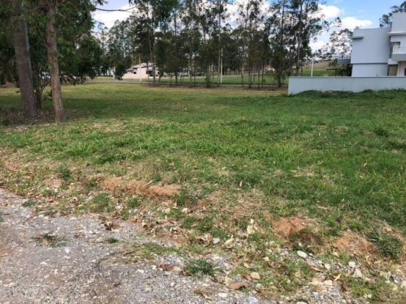 Imagem Terreno à Venda, 450 m² em Condomínio Ninho Verde I - Porangaba Imagem Terreno à Venda, 450 m² em Condomínio Ninho Verde I - Porangaba