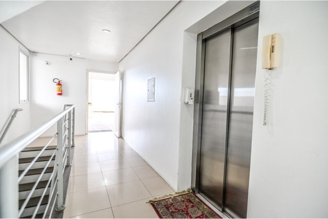 Imagem Imóvel com 2 Quartos à Venda, 61 m² em Teresópolis - Porto Alegre Imagem Imóvel com 2 Quartos à Venda, 61 m² em Teresópolis - Porto Alegre