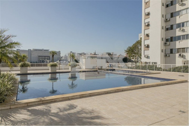 Imagem Apartamento com 2 Quartos à Venda, 58 m² em Passo Da Areia - Porto Alegre