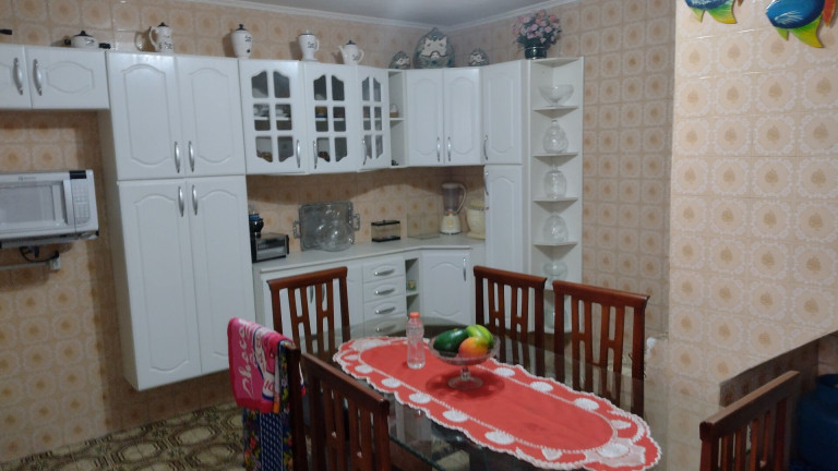 Sobrado com 4 Quartos à Venda, 180 m² em Parque João Ramalho - Santo André