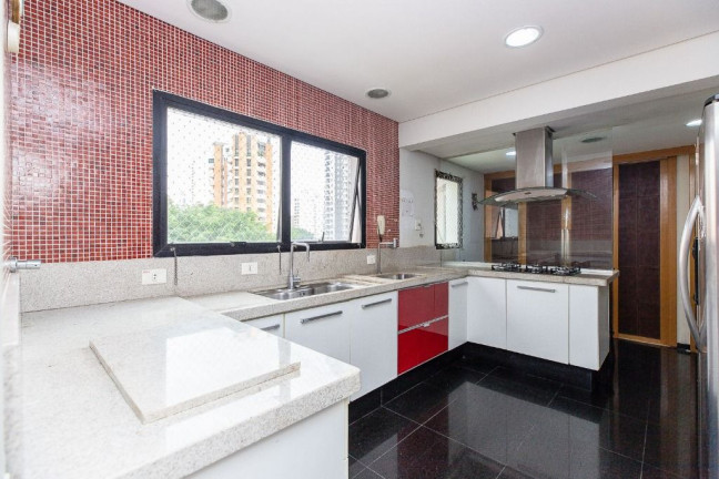 Imagem Apartamento com 3 Quartos à Venda, 220 m² em Moema - São Paulo