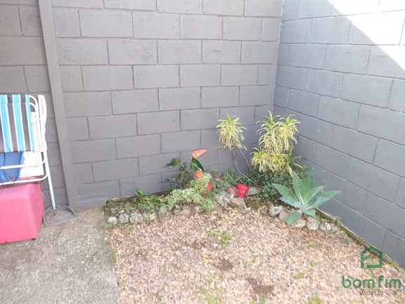 Imagem Casa com 2 Quartos à Venda, 55 m² em Olaria - Canoas Imagem Casa com 2 Quartos à Venda, 55 m² em Olaria - Canoas