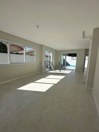 Imagem Sobrado com 3 Quartos à Venda, 176 m² em Lagoa Da Conceição - Florianópolis Imagem Sobrado com 3 Quartos à Venda, 176 m² em Lagoa Da Conceição - Florianópolis