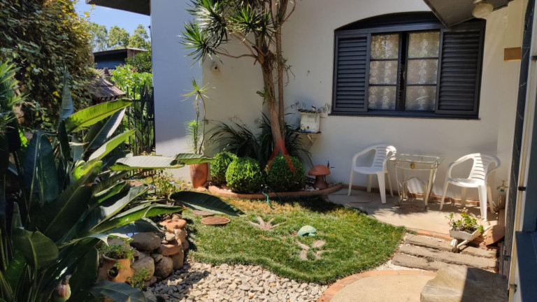 Imagem Casa à Venda, 800 m² em Trianon - Guarapuava Imagem Casa à Venda, 800 m² em Trianon - Guarapuava