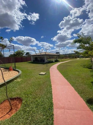 Imagem Terreno à Venda, 250 m² em Jardins Capri - Senador Canedo Imagem Terreno à Venda, 250 m² em Jardins Capri - Senador Canedo