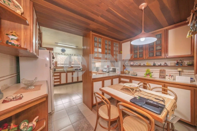 Imagem Casa com 4 Quartos à Venda, 351 m² em Petrópolis - Porto Alegre
