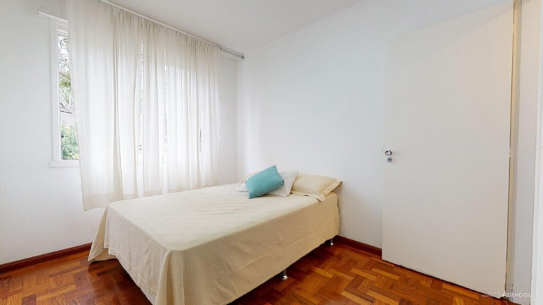 Imagem Imóvel com 3 Quartos à Venda, 122 m² em Auxiliadora - Porto Alegre Imagem Imóvel com 3 Quartos à Venda, 122 m² em Auxiliadora - Porto Alegre