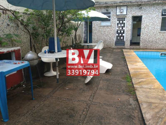 Imagem Casa com 3 Quartos à Venda, 250 m² em Vila Kosmos - Rio De Janeiro