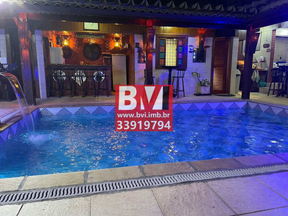 Apartamento com 4 Quartos à Venda, 340 m² em Vila Kosmos - Rio De Janeiro