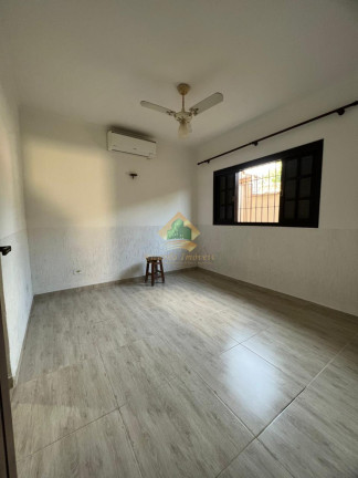 Sobrado com 4 Quartos à Venda, 177 m² em Perequê Açu - Ubatuba