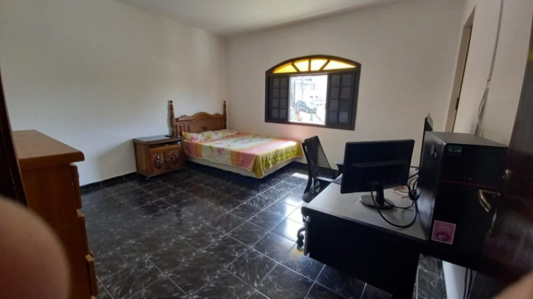 Imagem Casa com 3 Quartos à Venda, 200 m² em Jardim Saporito - Taboão Da Serra